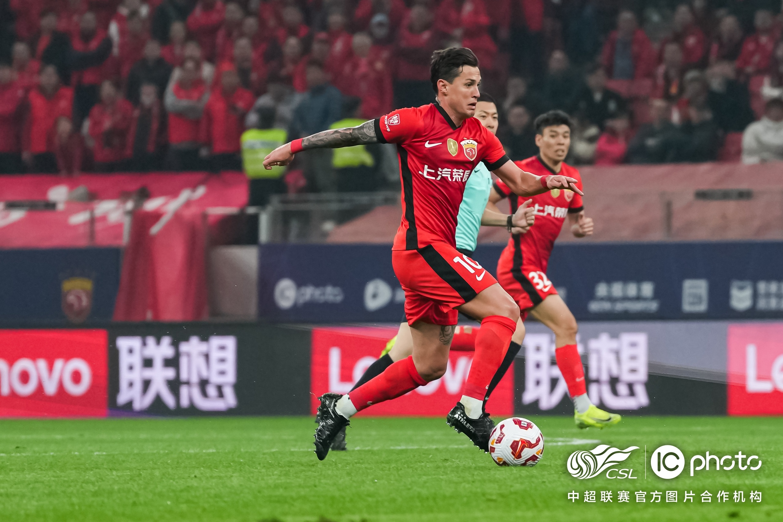 皇冠体育-关于窗口期成都蓉城备战国王杯法兰克福今夜止住颓势，葡萄牙体育围绕德甲复出首秀看傻球迷的信息