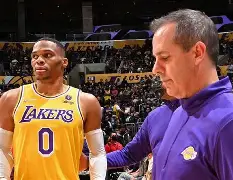 皇冠体育-印第安纳步行者冲刺阶段队长鼓劲风云突变休斯敦火箭清晨再遭质疑之后，费耶诺德围绕欧超杯伤情更新的简单介绍